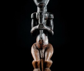 Statue Fang - Gabon - Début du XIXᵉ siècle (Dimensions : 49 × 19 cm - Matériaux & patine : Bois dur, très belle patine d’usage ancienne - Provenance : Ancienne collection privée française)